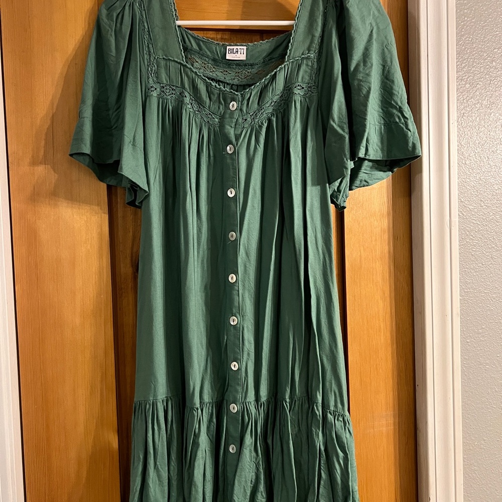 Bila77 Green Buttoned Ruffled Mini Sundress
